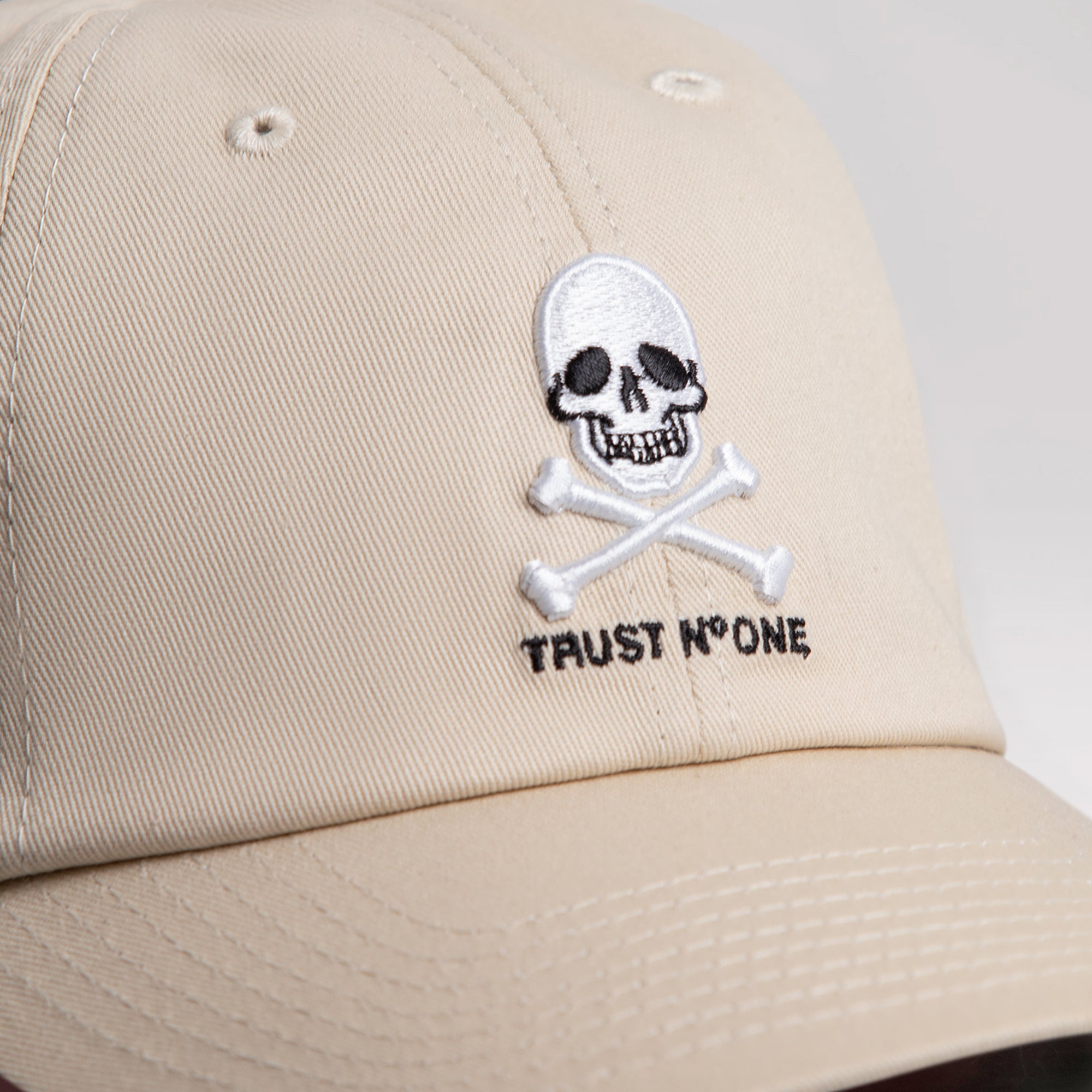 TRUST NO ONE SAND RELAXED FIT HAT