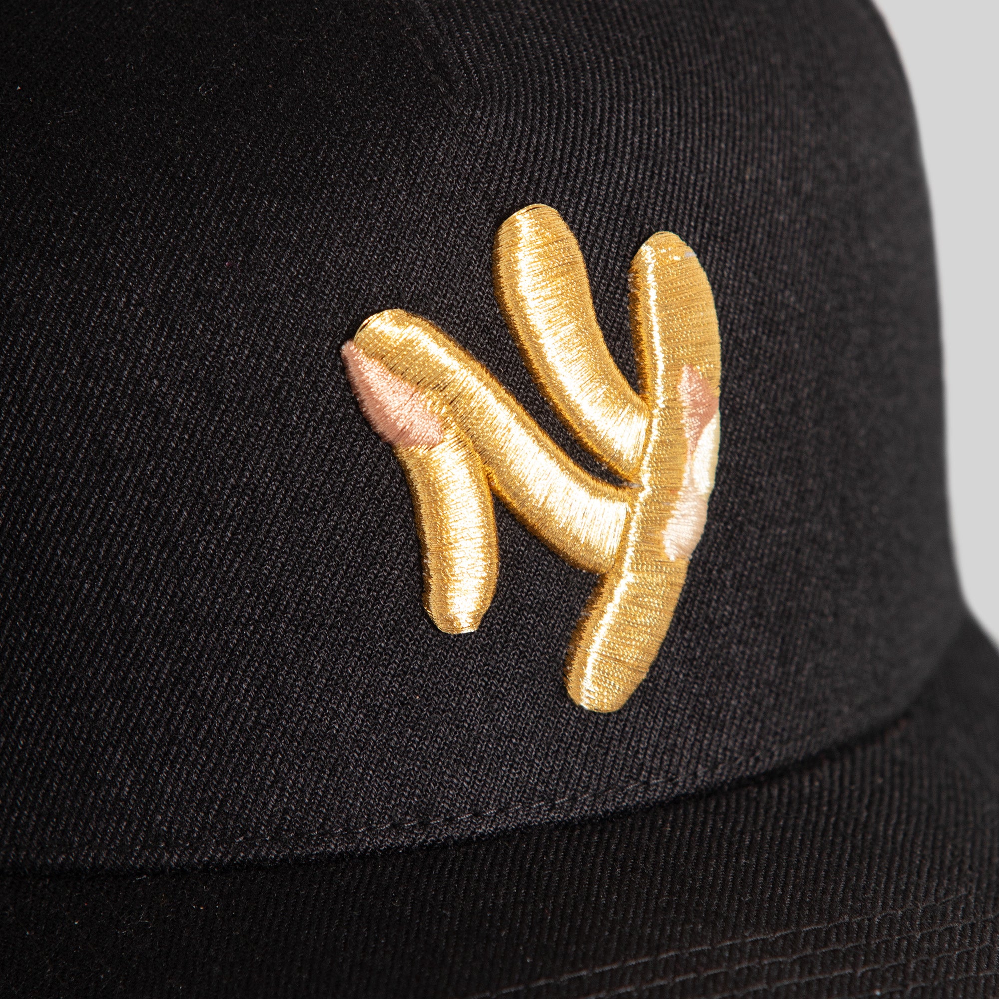 KURVE KING X FIELD GRADE NY IS HEALING BLACK WOOL TRUCKER