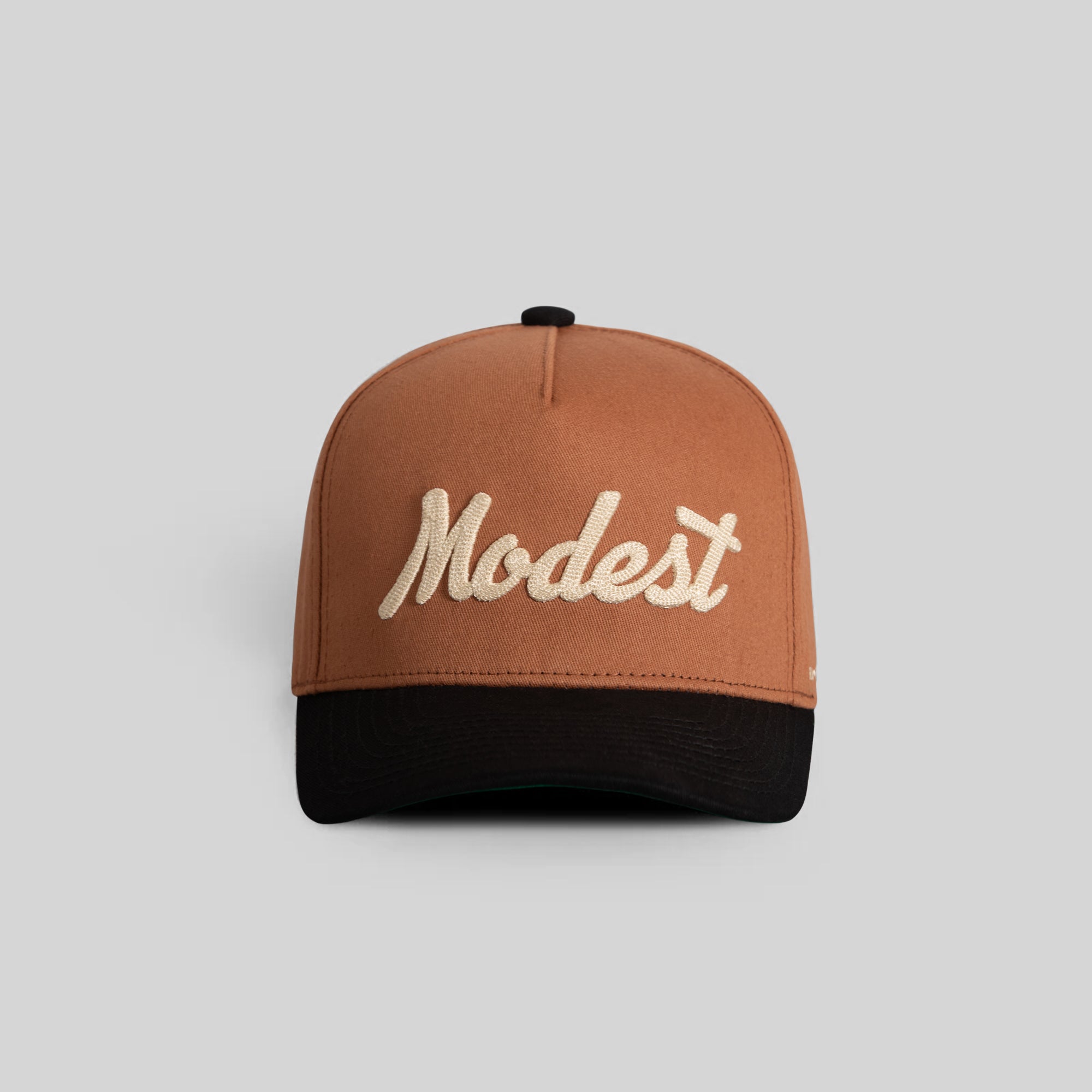 MODEST PANAMA BLACK TWILL TRUCKER