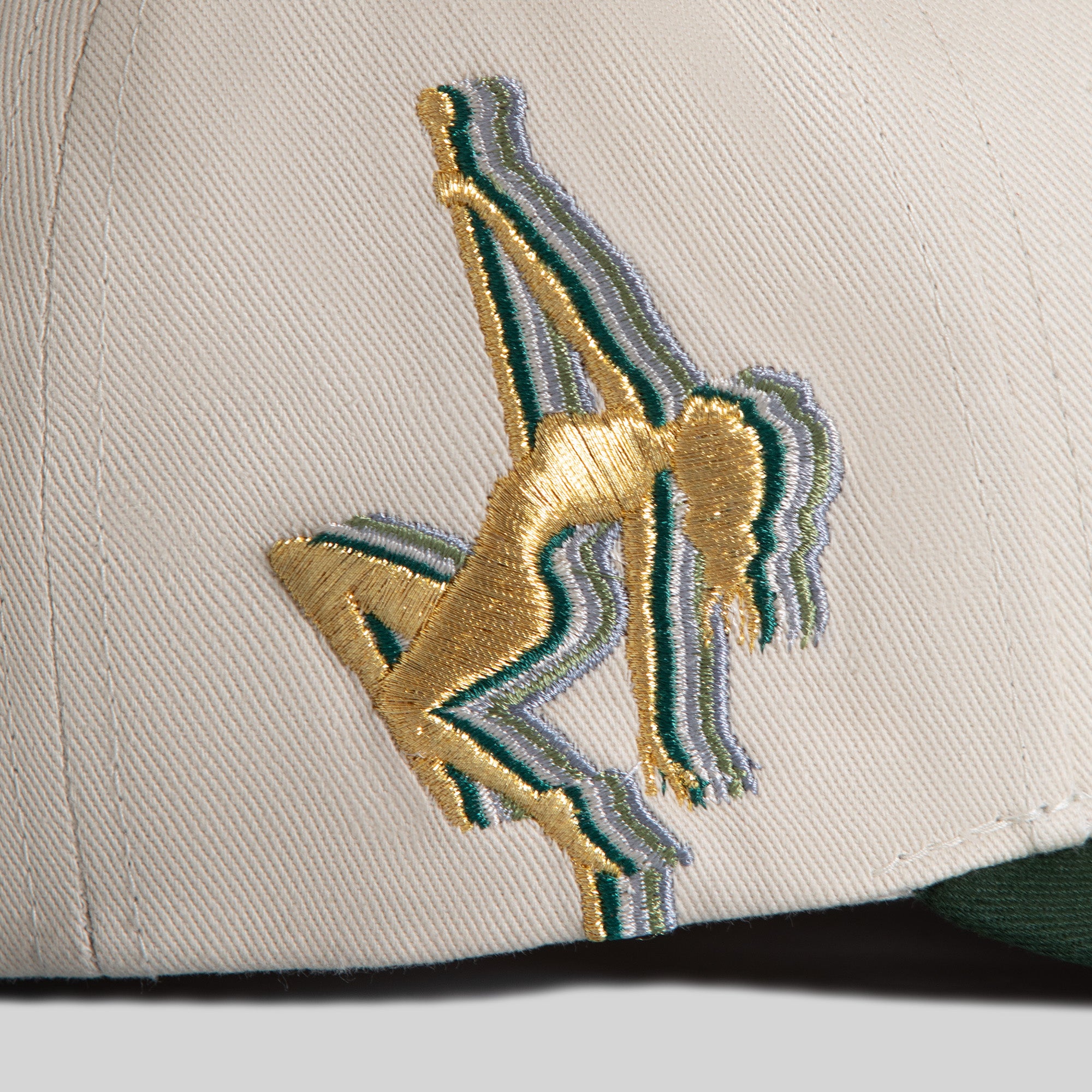 PLAYERS CLUB SAND FG GREEN TWILL TRUCKER