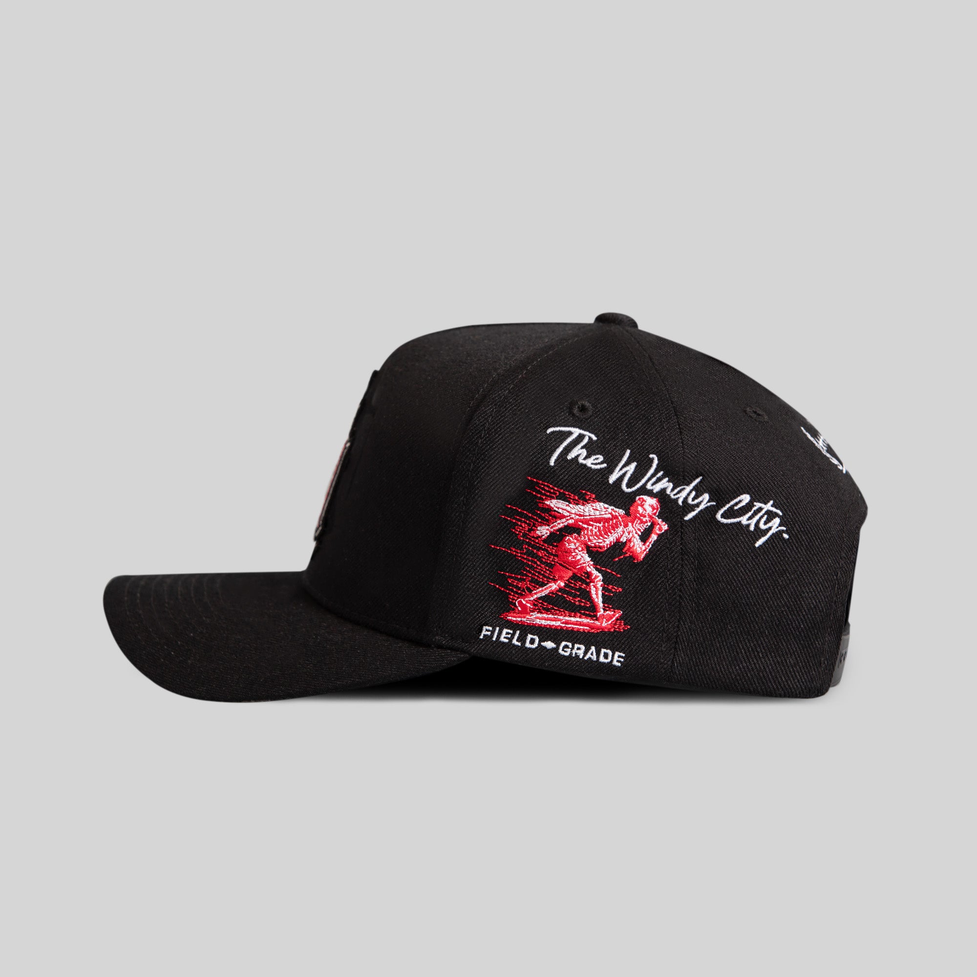 OLD ENGLISH CHICAGO BLACK TRUCKER