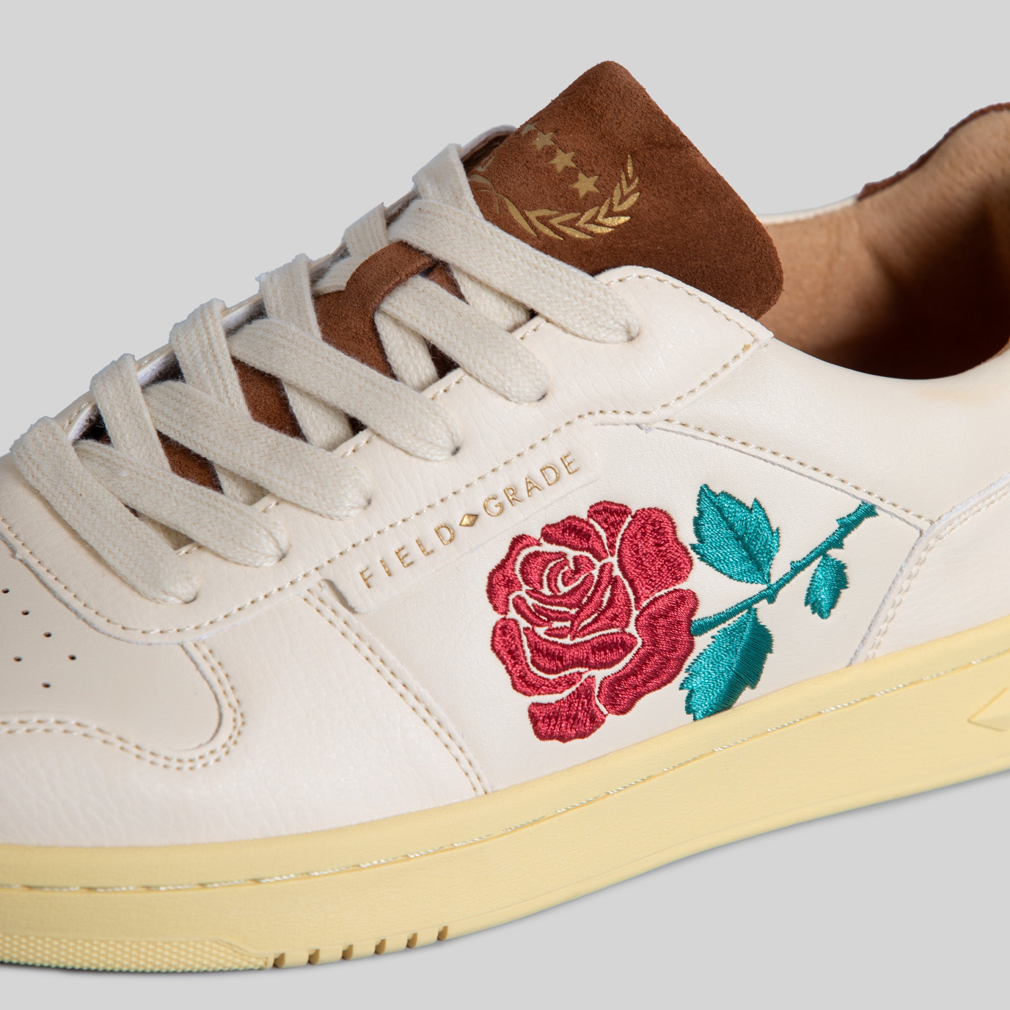FG-1 LOW "HAVE A NICE DAY" OFF WHITE / MOCHA