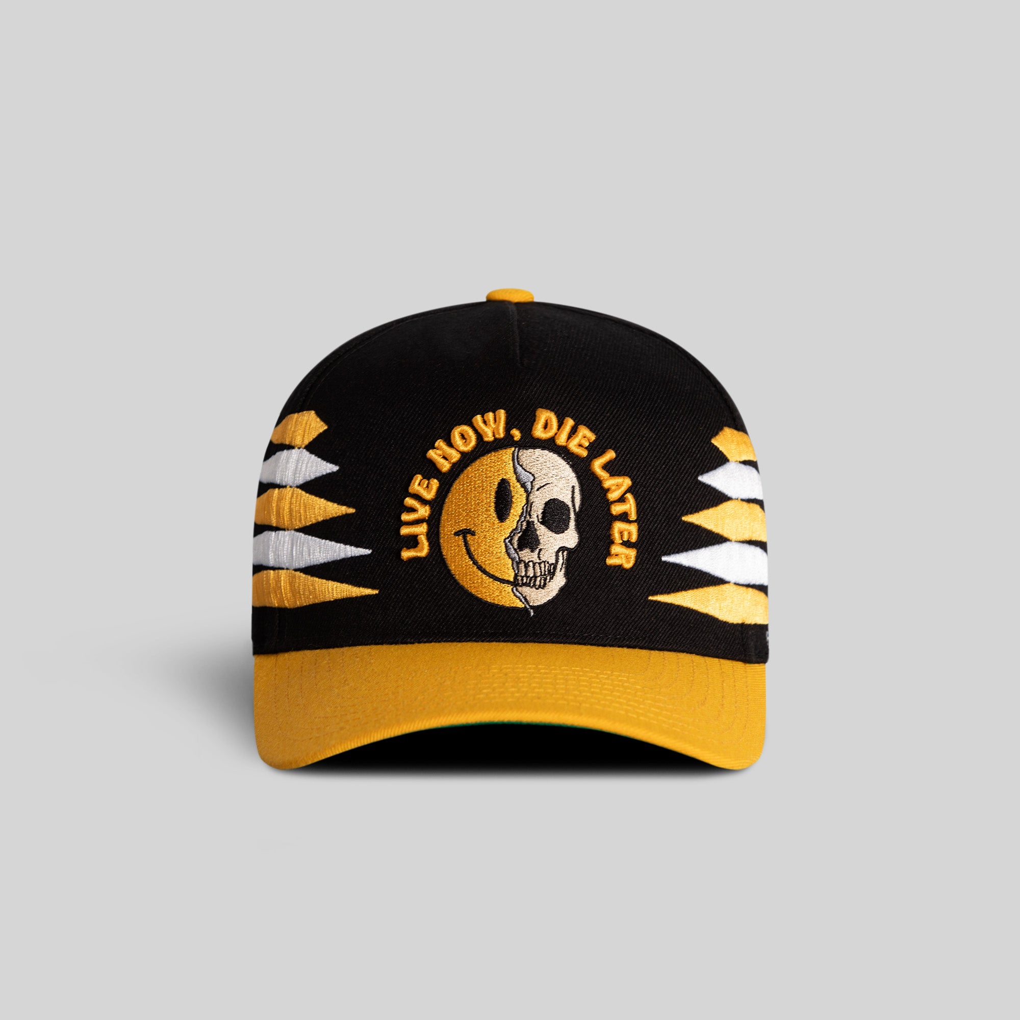 LIVE NOW DIE LATER DIAMOND STACK WOOL TRUCKER