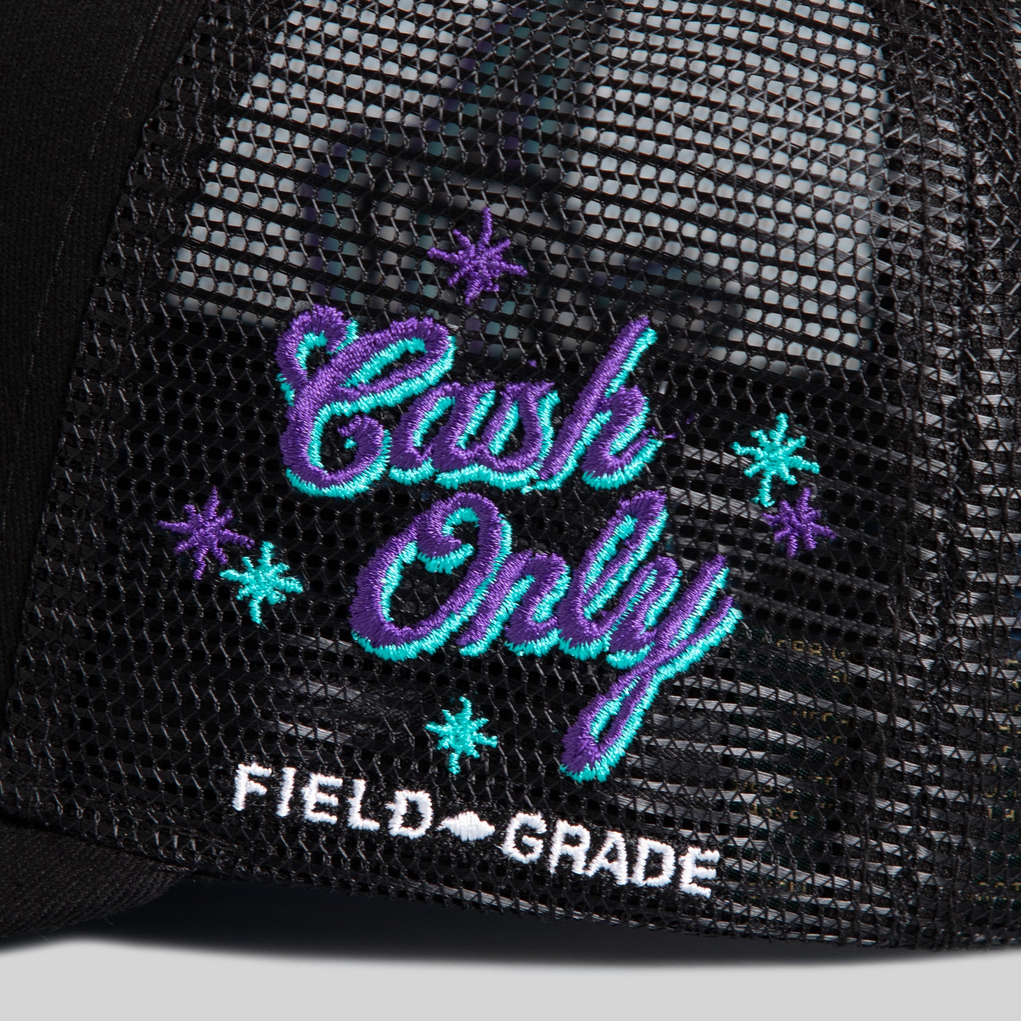 PLAYERS CLUB BLACK TWILL MESH TRUCKER