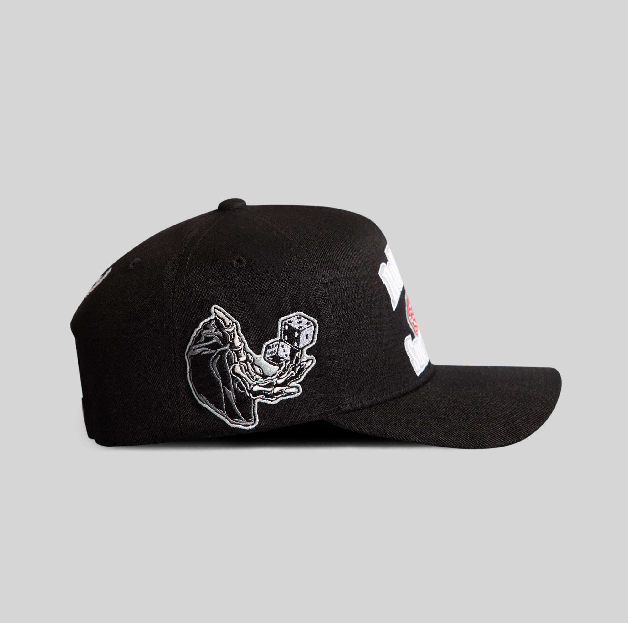 ROLL ‘EM & SMOKE ’EM BLACK TRUCKER