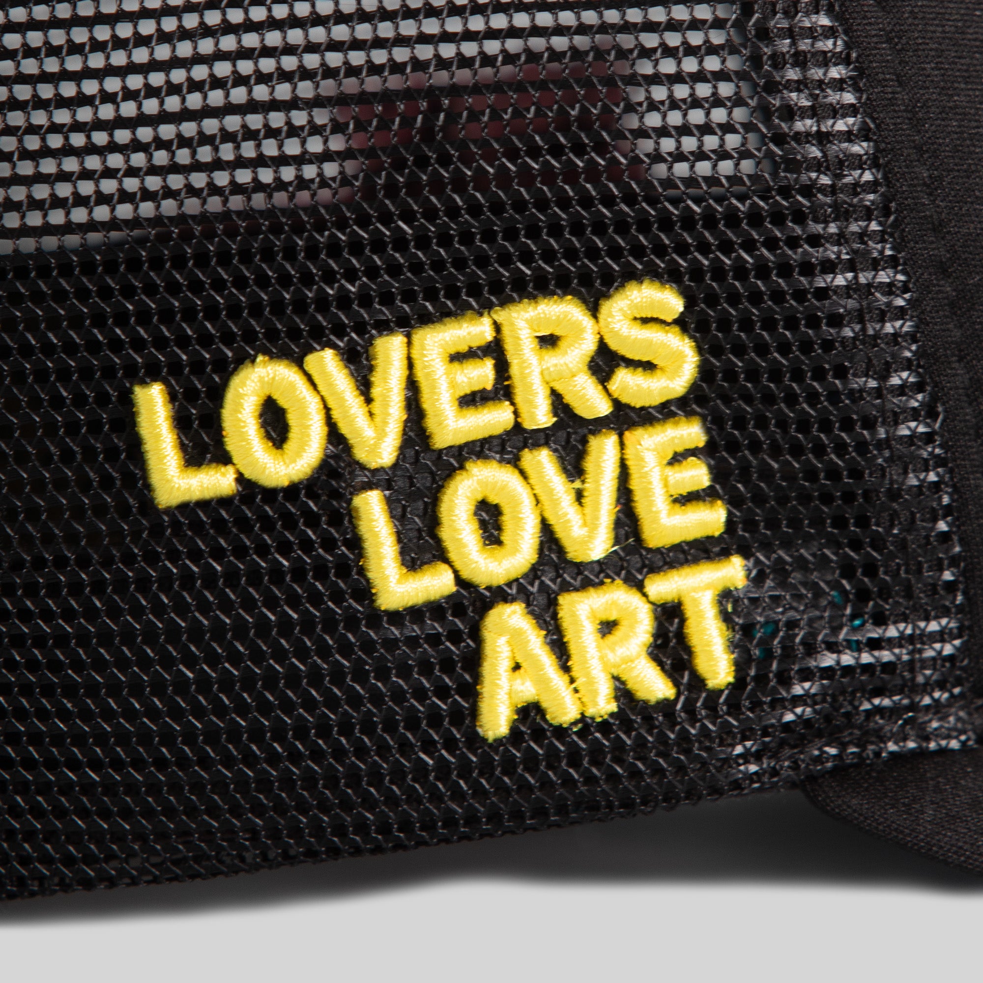 STAY CREATIVE FOAM BLACK MESH TRUCKER