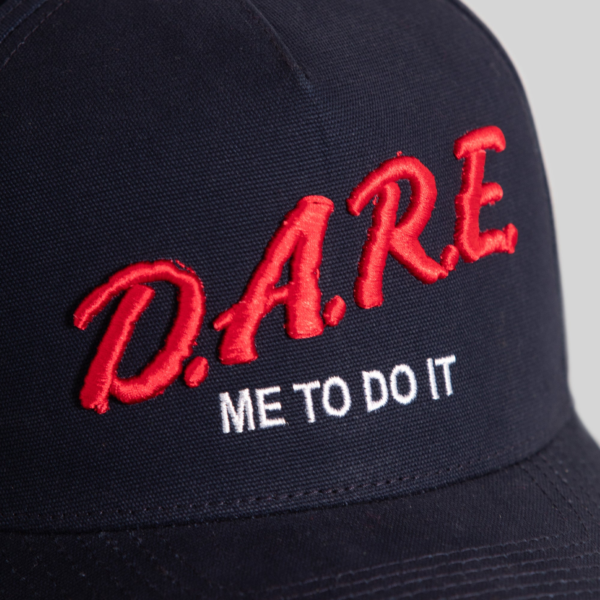 DARE ME TO DO IT 2.0 NAVY DUCK CANVAS TRUCKER