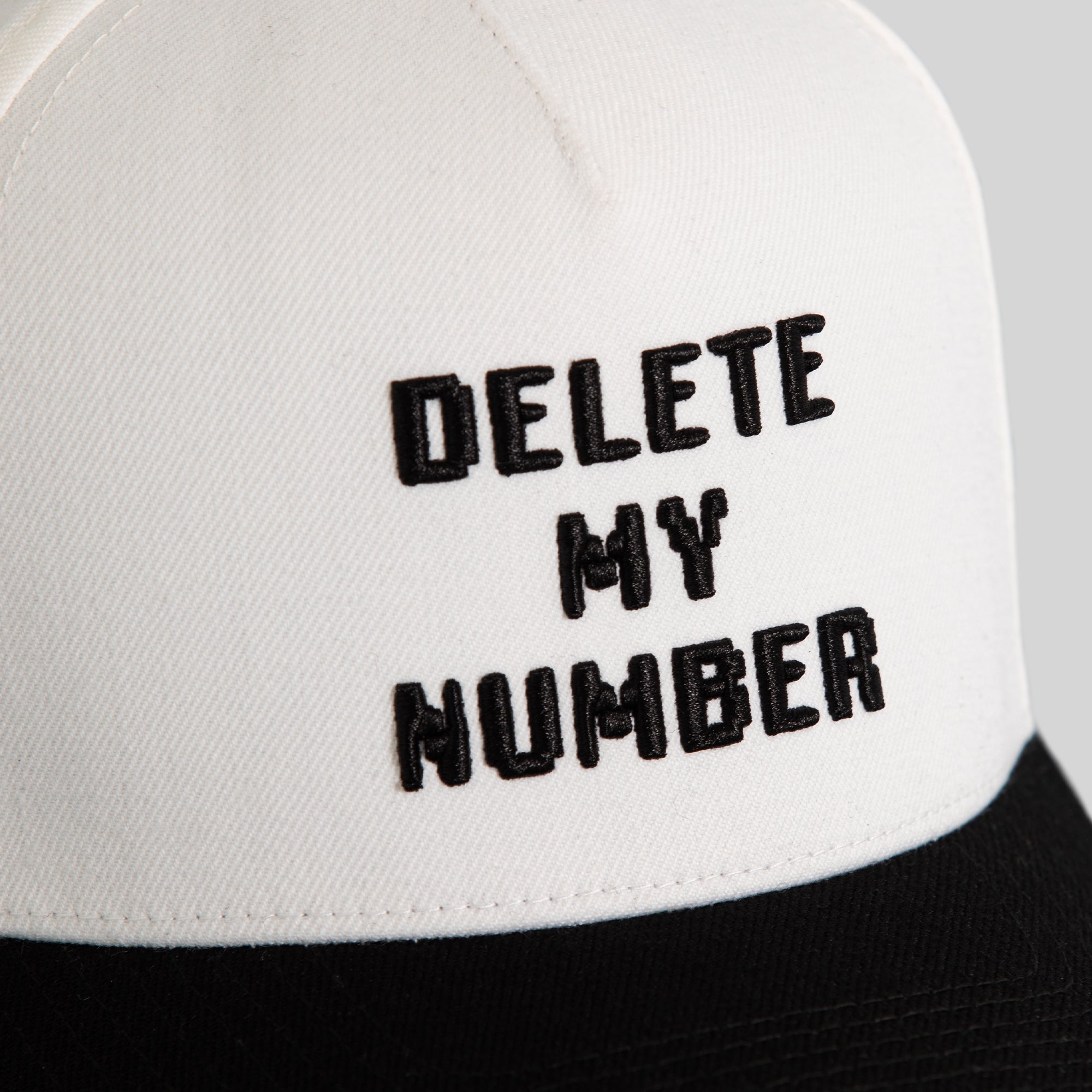 DELETE MY NUMBER OFF WHITE BLACK WOOL TRUCKER