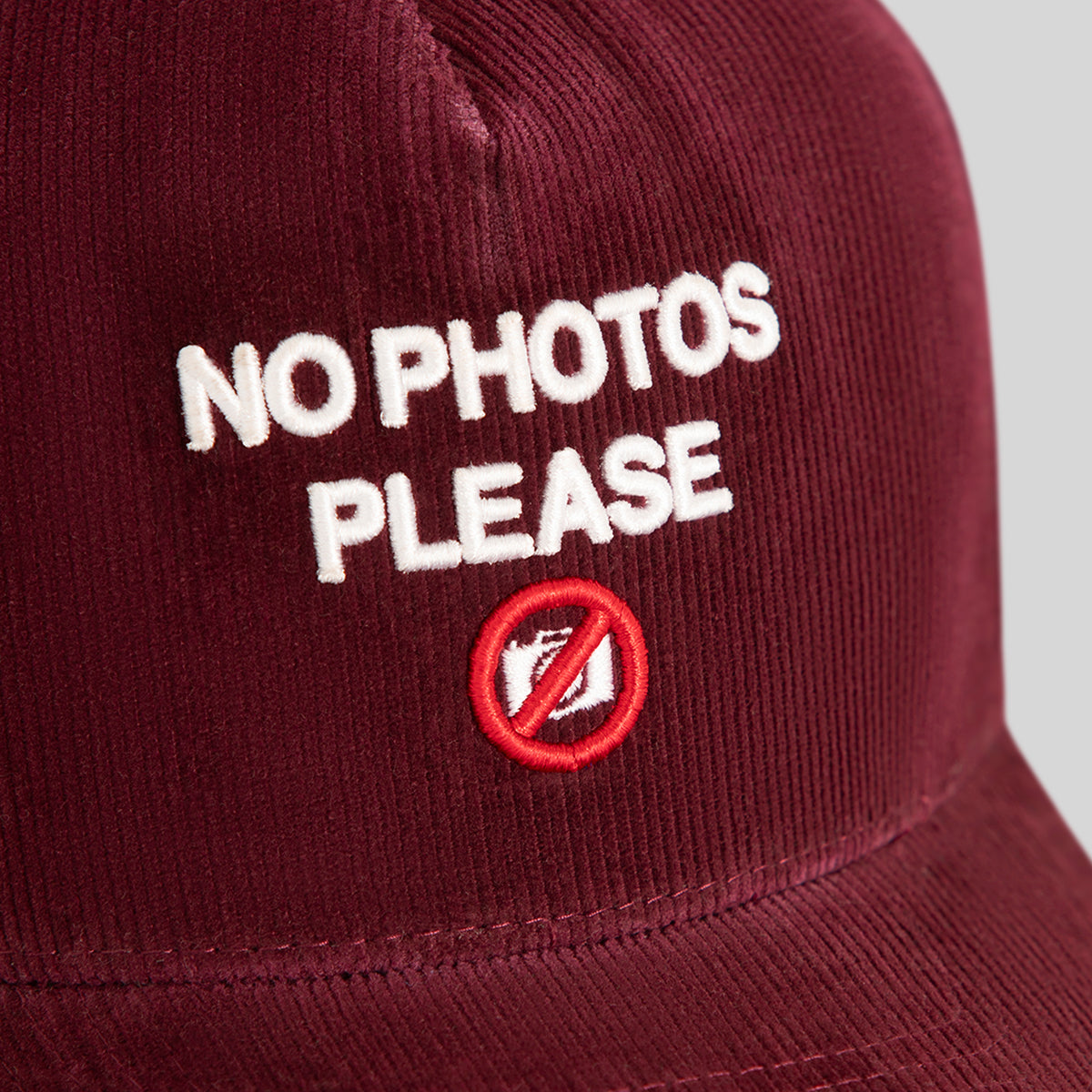 NO PHOTOS PLEASE WASHED CORDUROY BORDEAUX TRUCKER