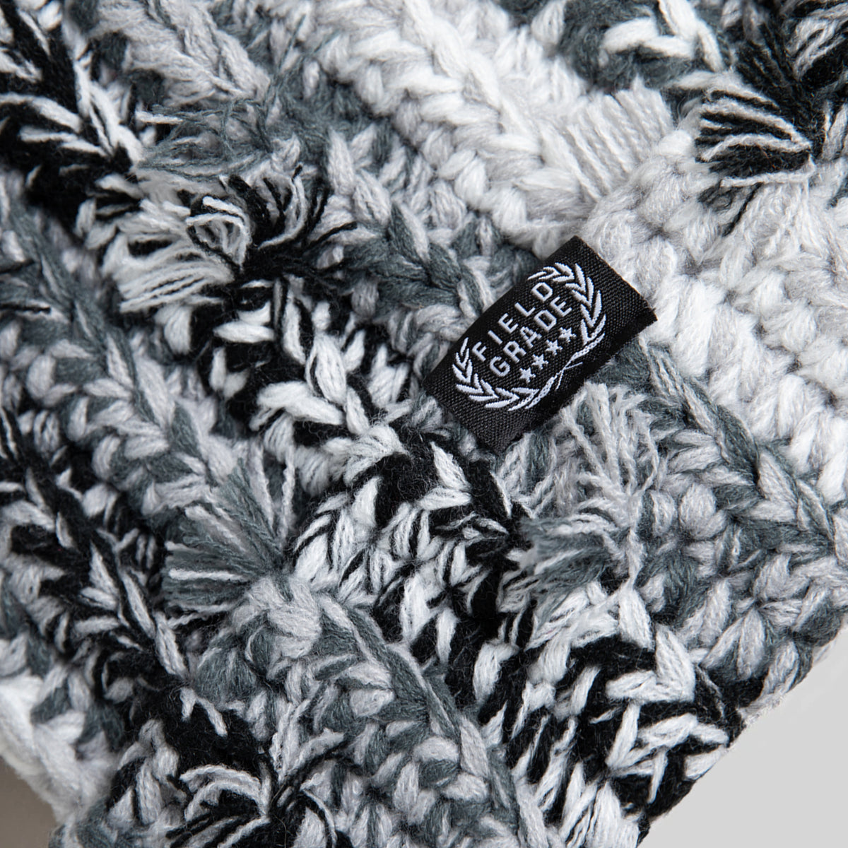 FIELD GRADE CROCHET WATCH CAP MONOCHROME
