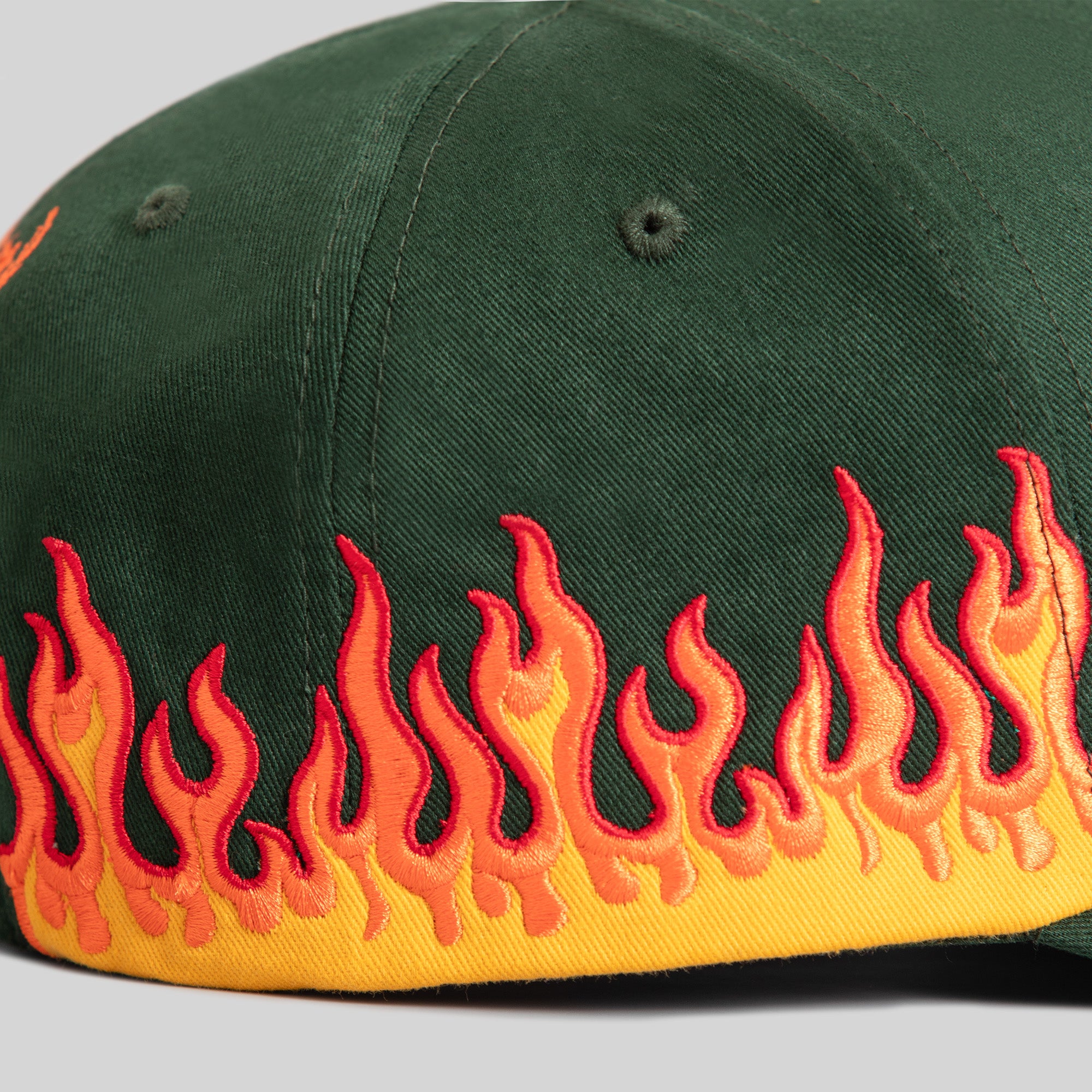 BORN ALONE FLAMES FG GREEN TWILL TRUCKER