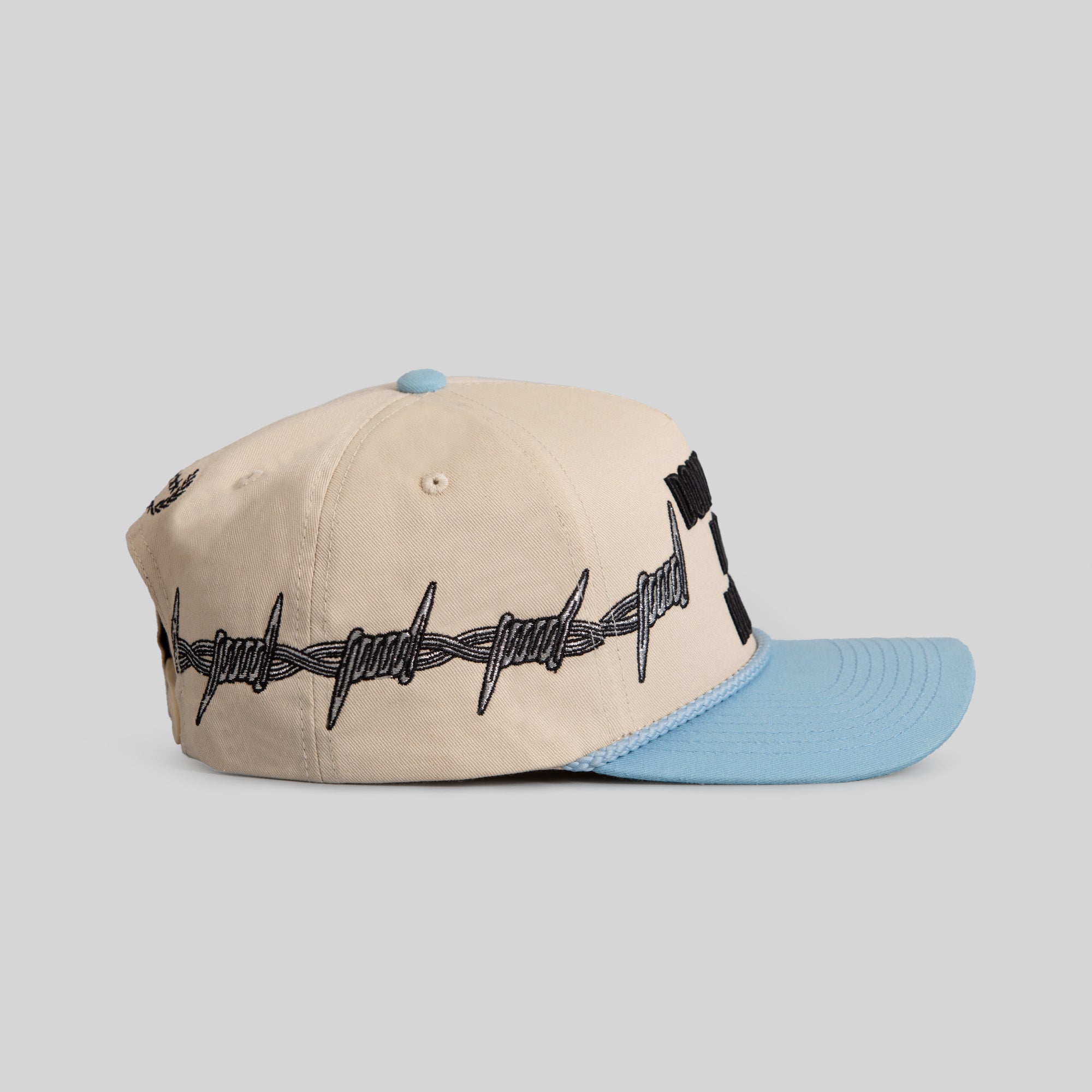 DON’T ASK BARBED WIRE SAND UNI BLUE TWILL TRUCKER