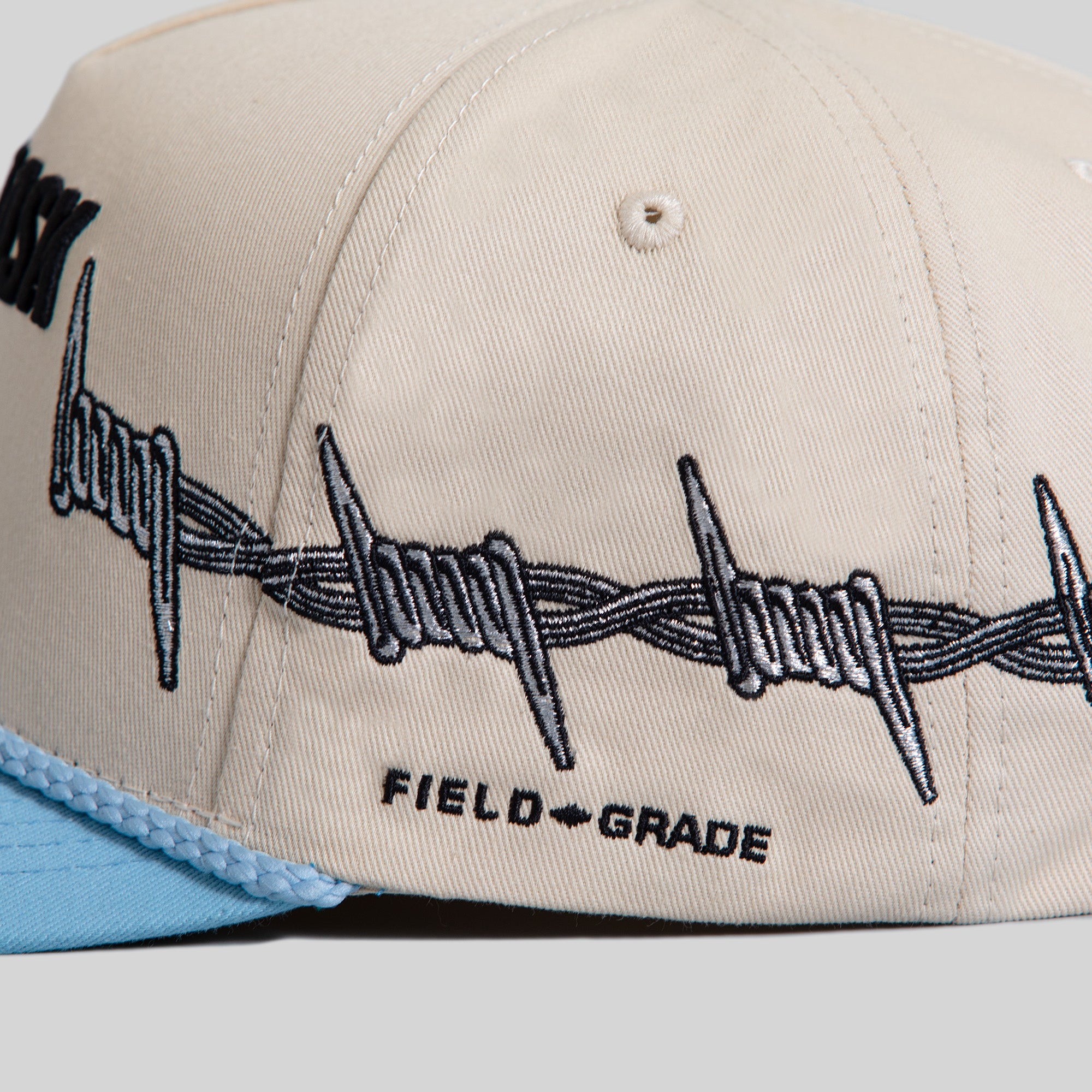 DON’T ASK BARBED WIRE SAND UNI BLUE TWILL TRUCKER