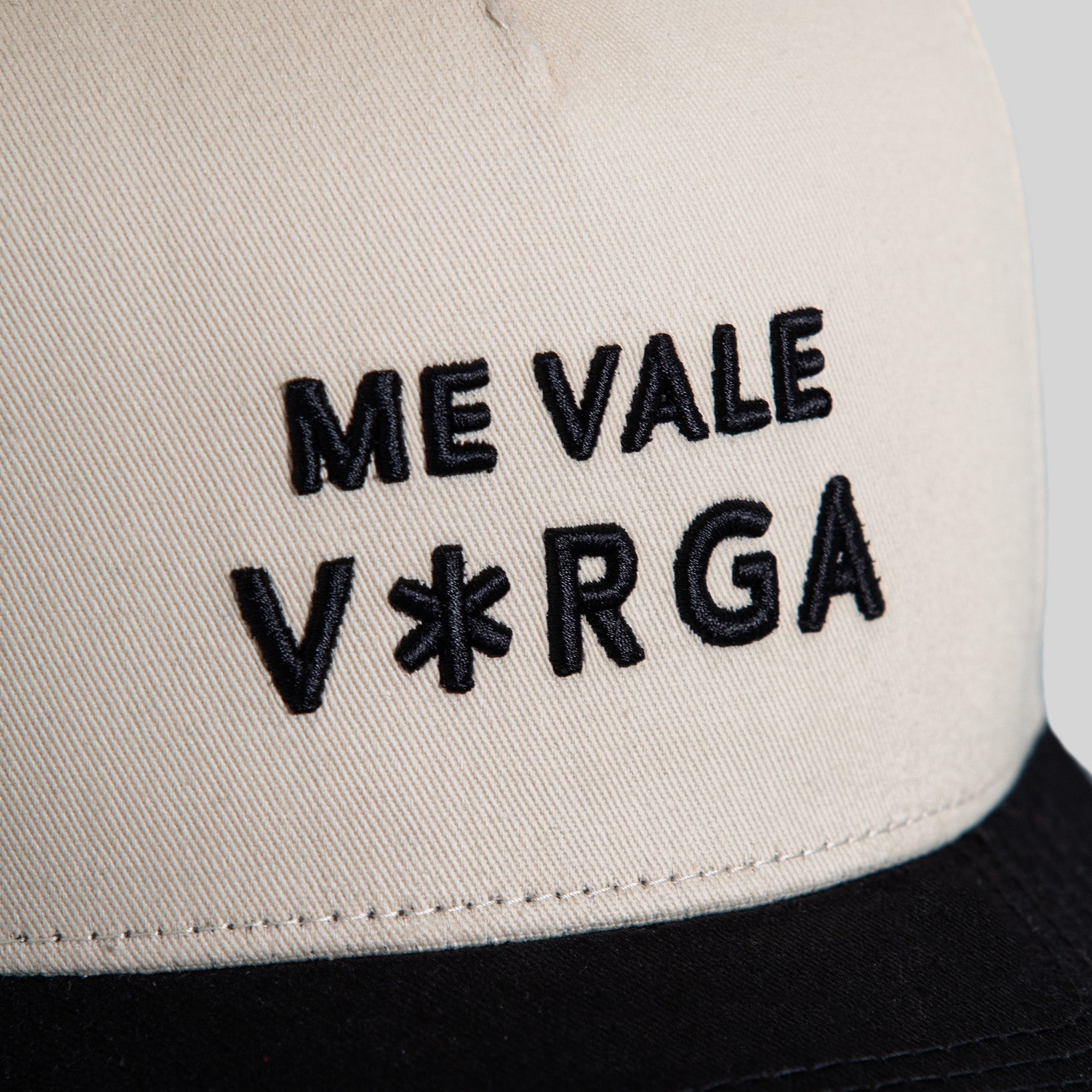 ME VALE OFF WHITE BLACK TWILL TRUCKER