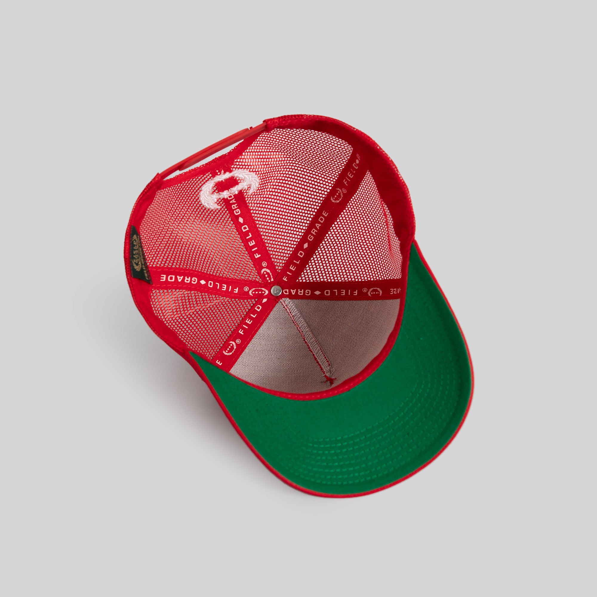 ME VALE VARSITY RED TWILL MESH TRUCKER