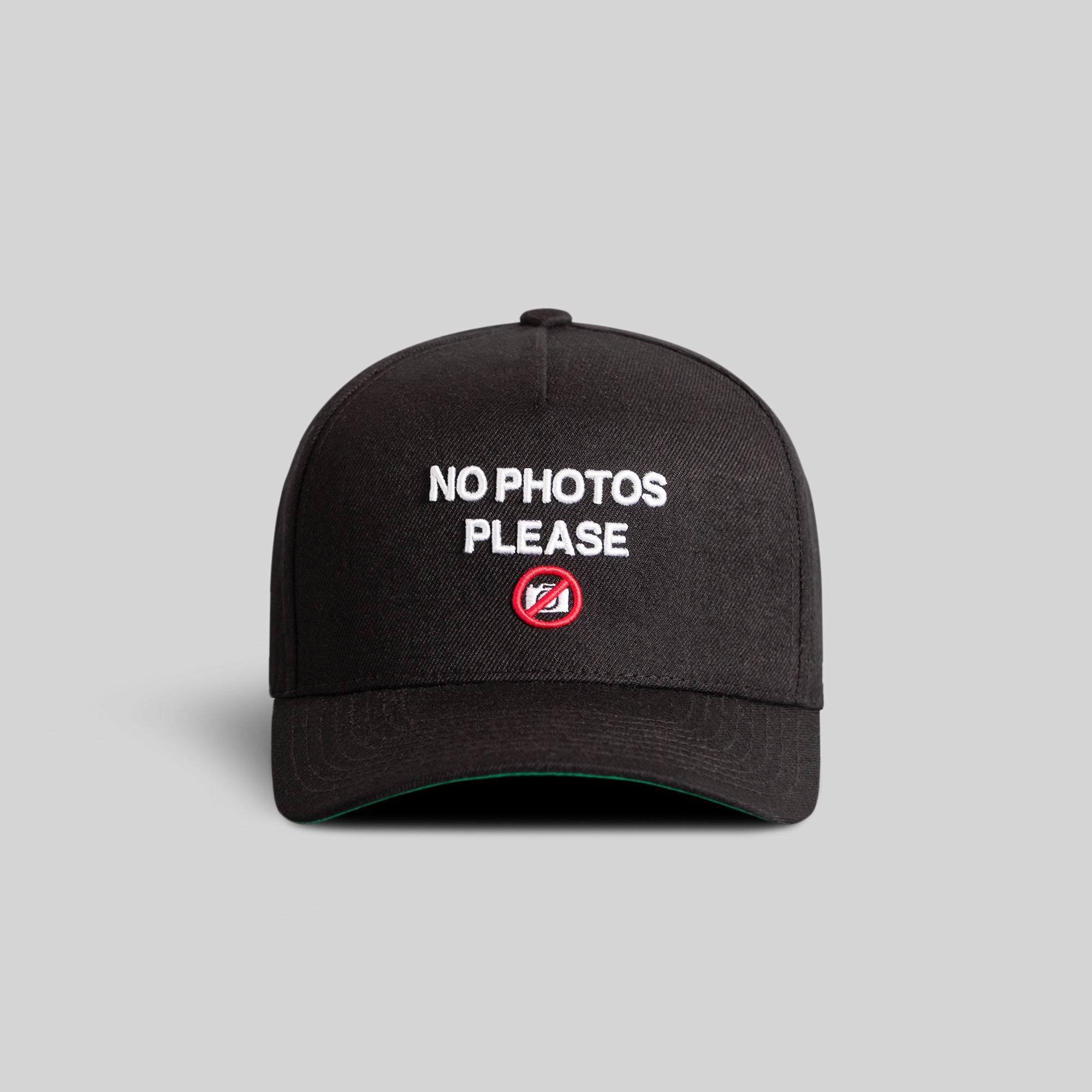 NO PHOTOS PLEASE BLACK TRUCKER